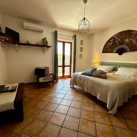 Domus Ars Home & Jacuzzi-2